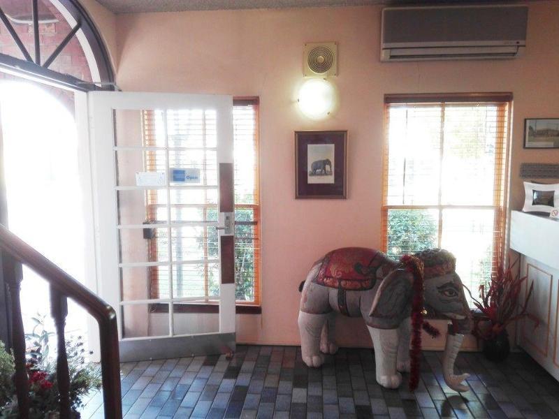 Glen Inn Glen Waverley Buitenkant foto