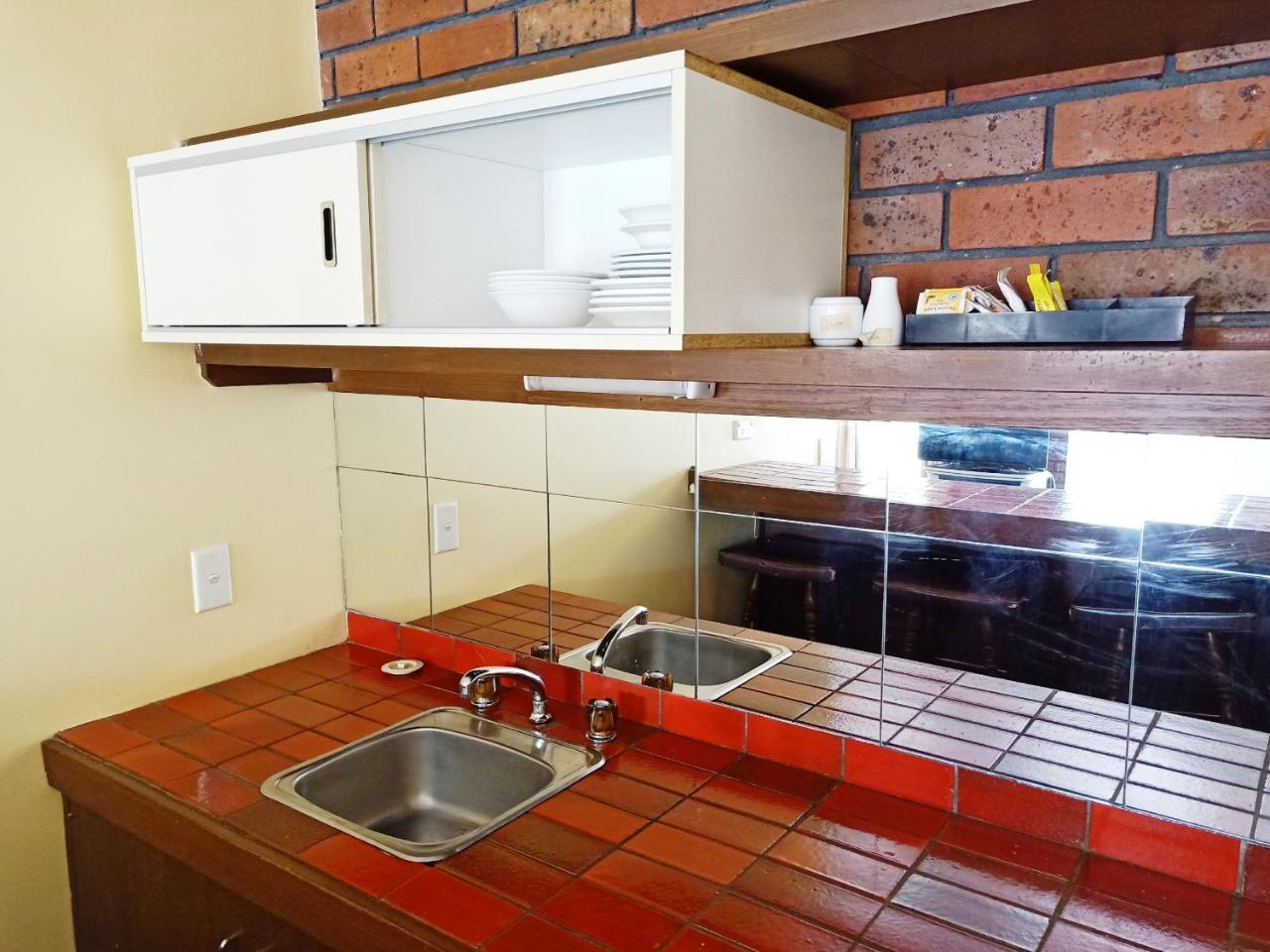 Glen Inn Glen Waverley Buitenkant foto